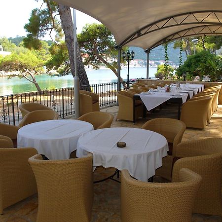 Hotel Solitudo Uble Ngoại thất bức ảnh