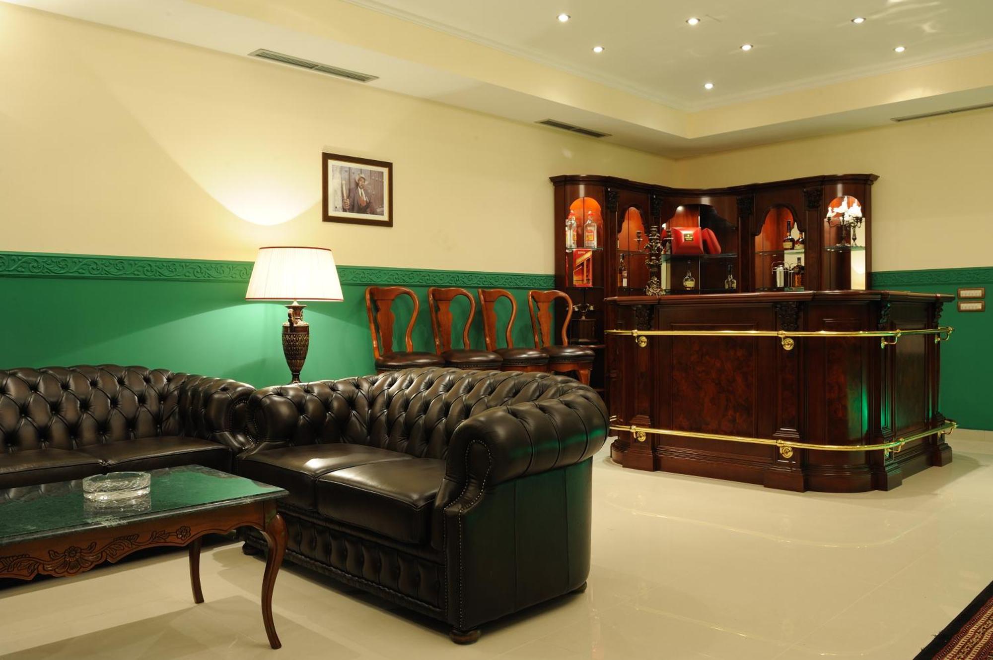 Hotel Solitudo Uble Ngoại thất bức ảnh