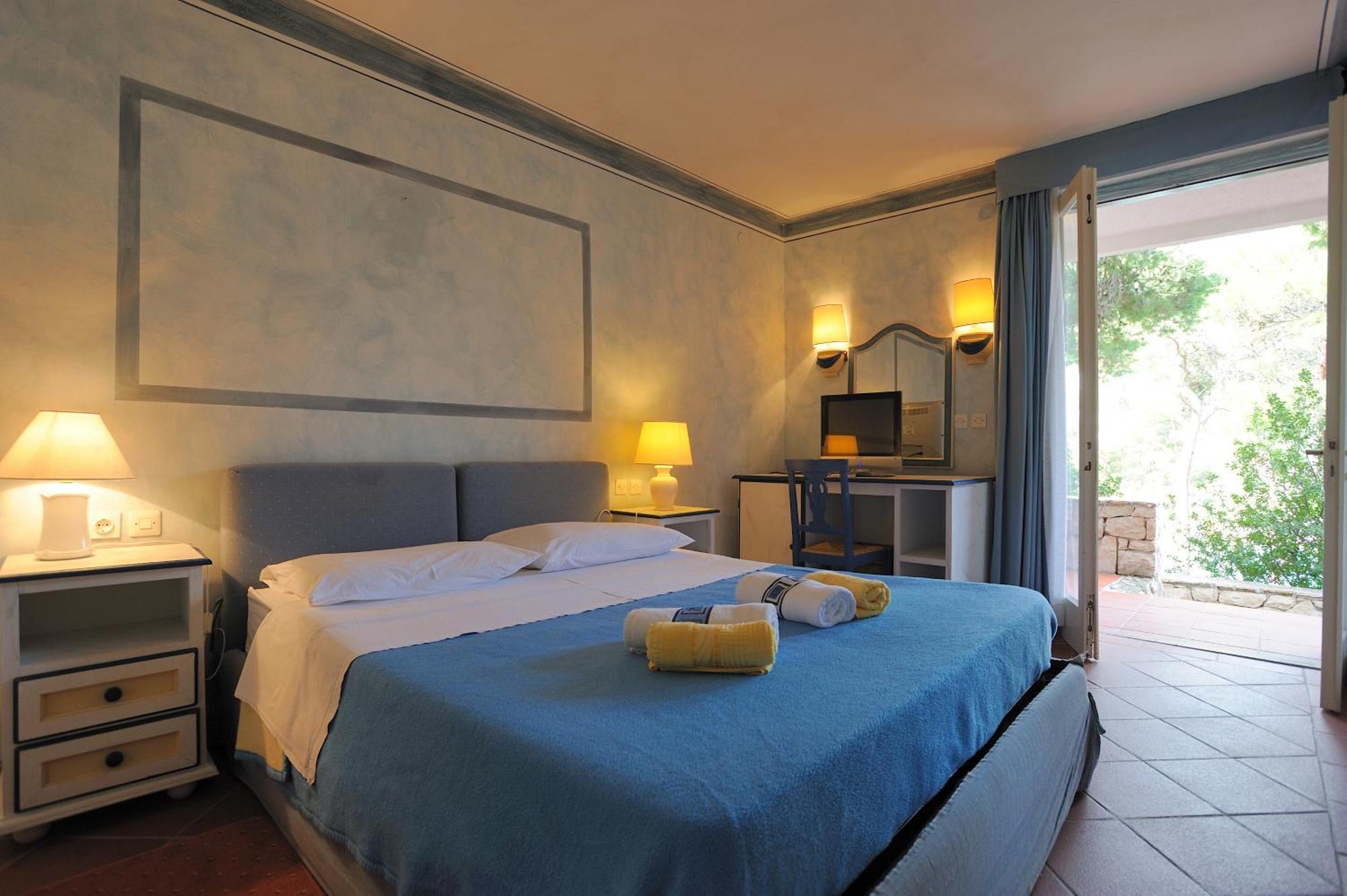 Hotel Solitudo Uble Ngoại thất bức ảnh