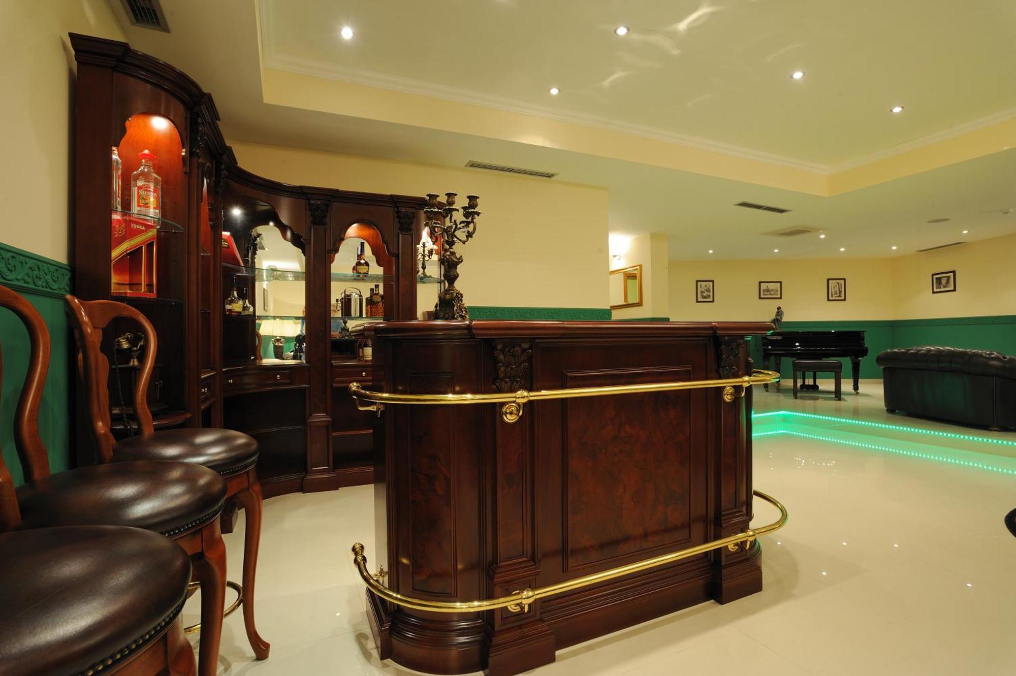 Hotel Solitudo Uble Ngoại thất bức ảnh